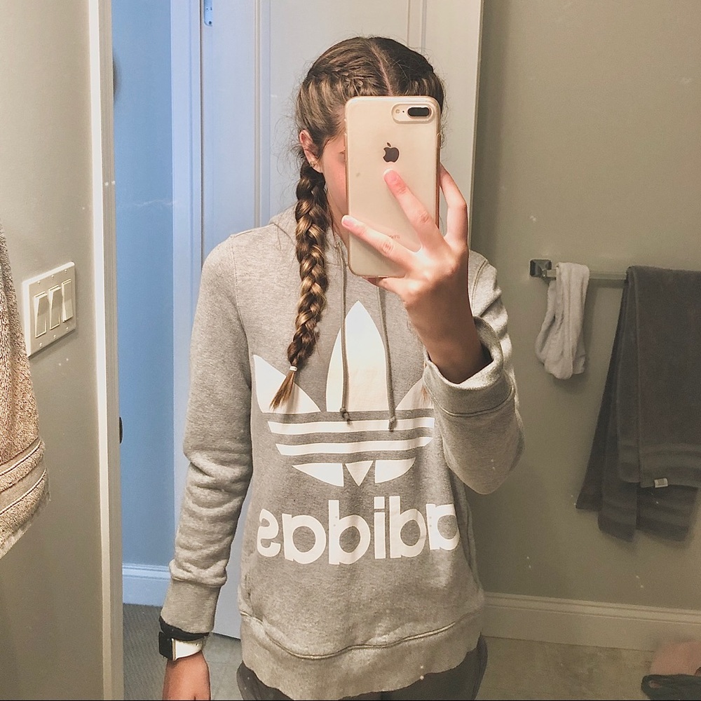 ADIDAS SWEATSHIRT